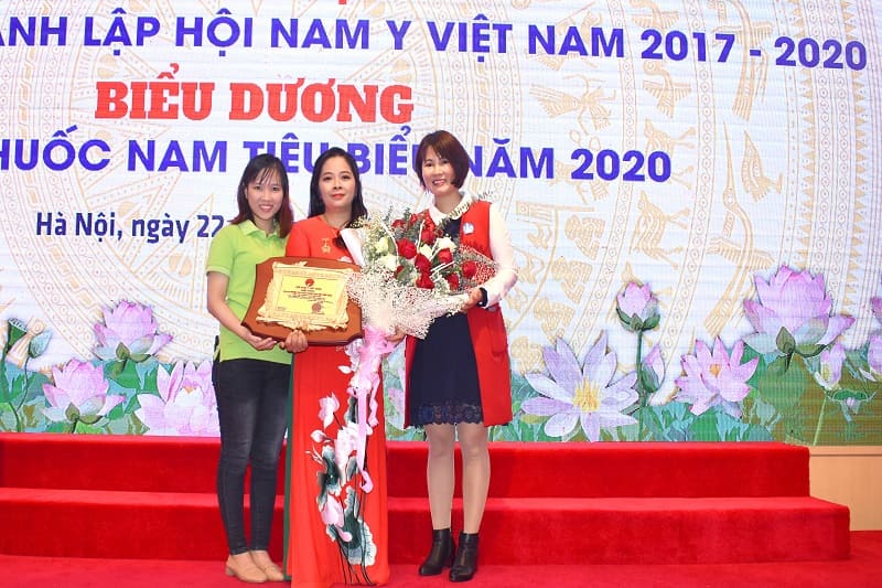 Giải thưởng doanh nghiệp sản xuất thuốc nam tiêu biểu